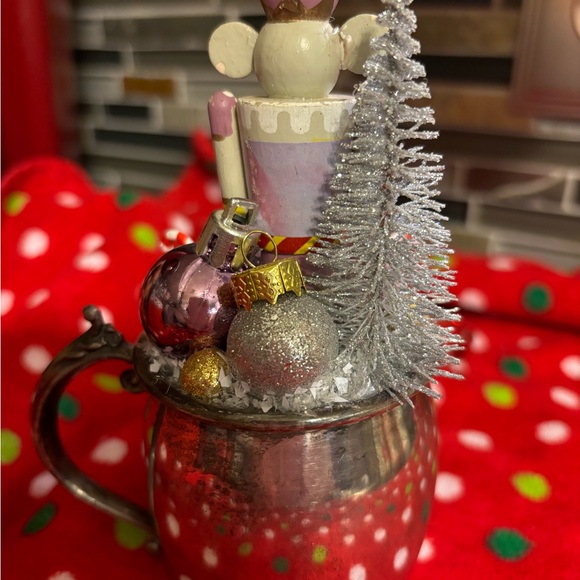 Handmade silver cup Nutcracker With all the trimmings Christmas tree 🌲 Gifts 🎁 - Picture 3 of 8
